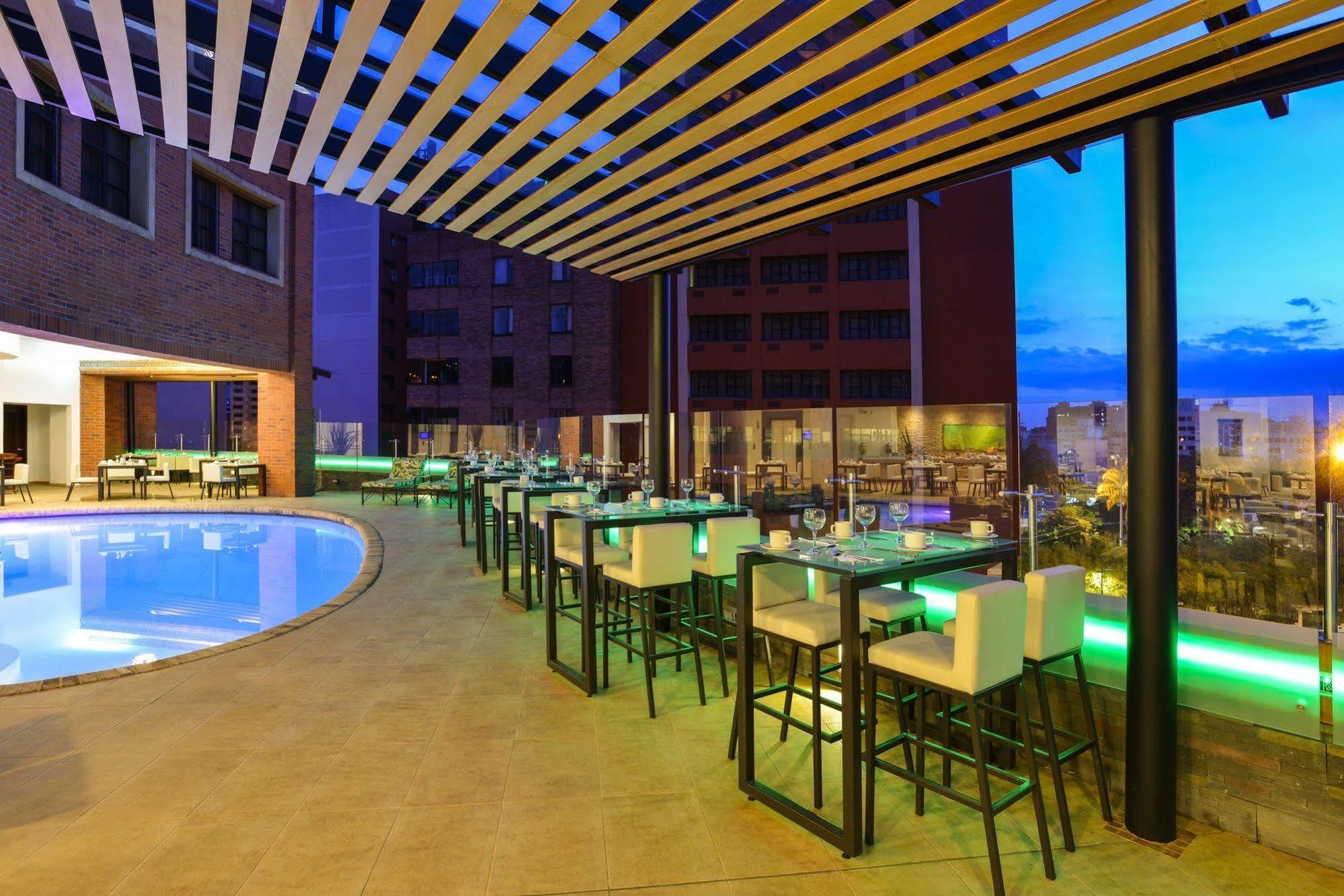 Hotel Dann Carlton Кали Экстерьер фото