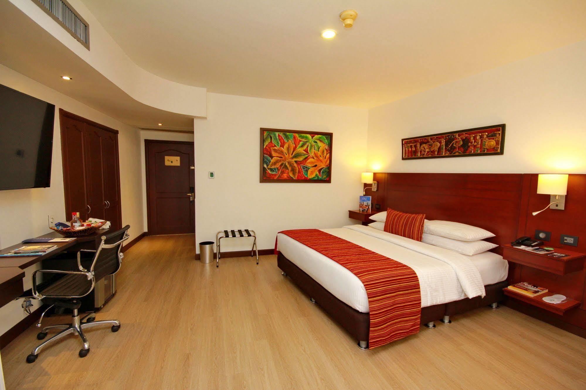 Hotel Dann Carlton Кали Экстерьер фото
